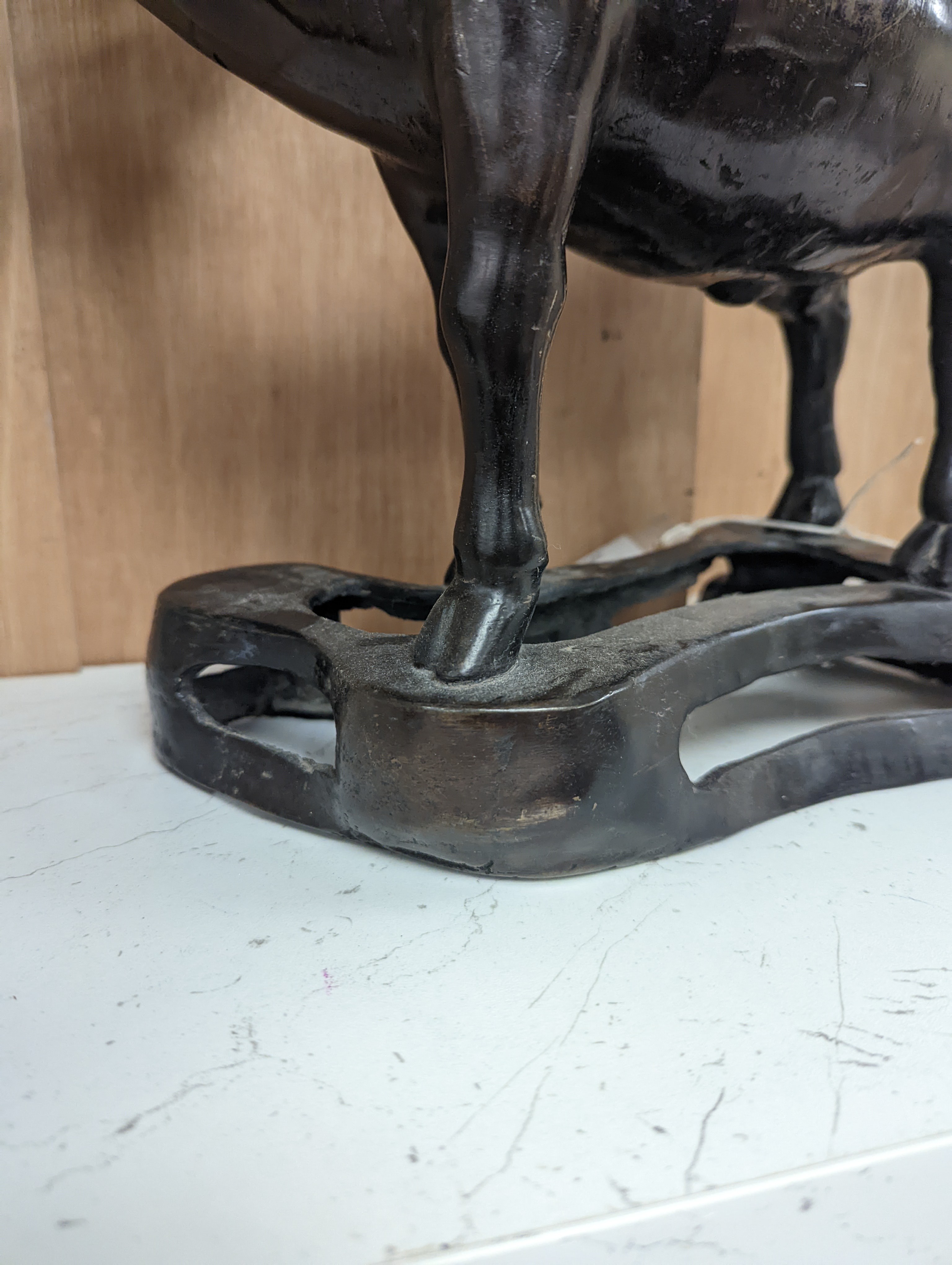 A Chinese bronze buffalo censer, Ming dynasty, - no cover 26cm